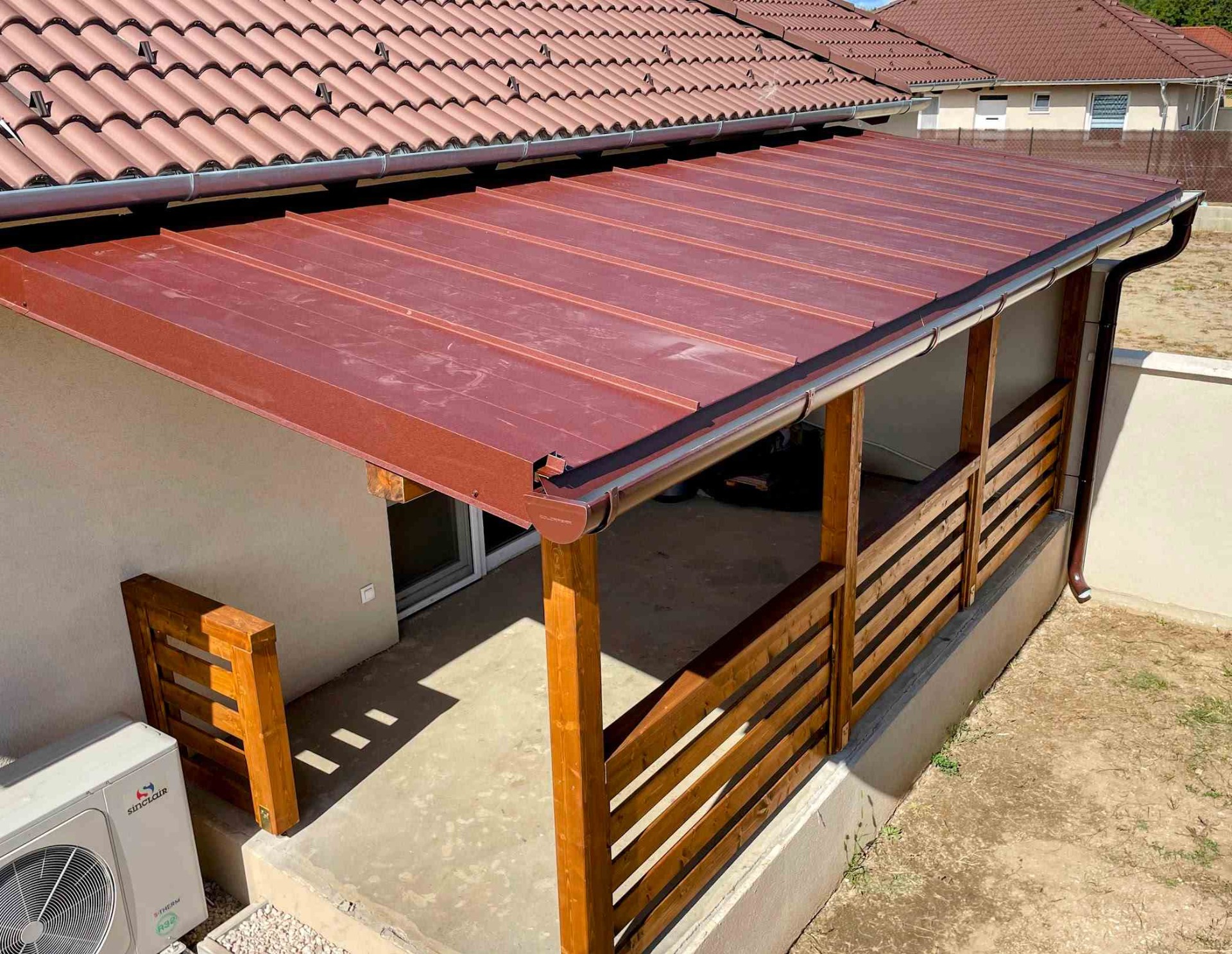 Matt korcolt lemez fedés